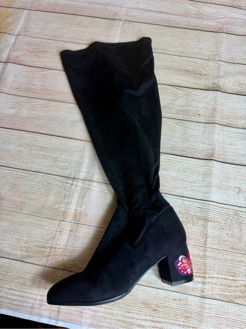 NWT Lane Bryant embroidered block heel over the knee. 7W 7 wide wide calf